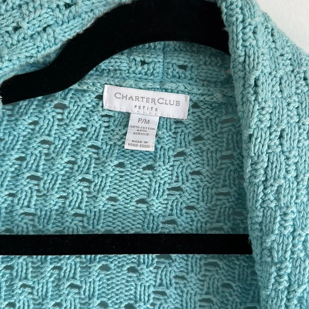 Blue crocheted sweater, charter club size medium - Picture 2 of 6